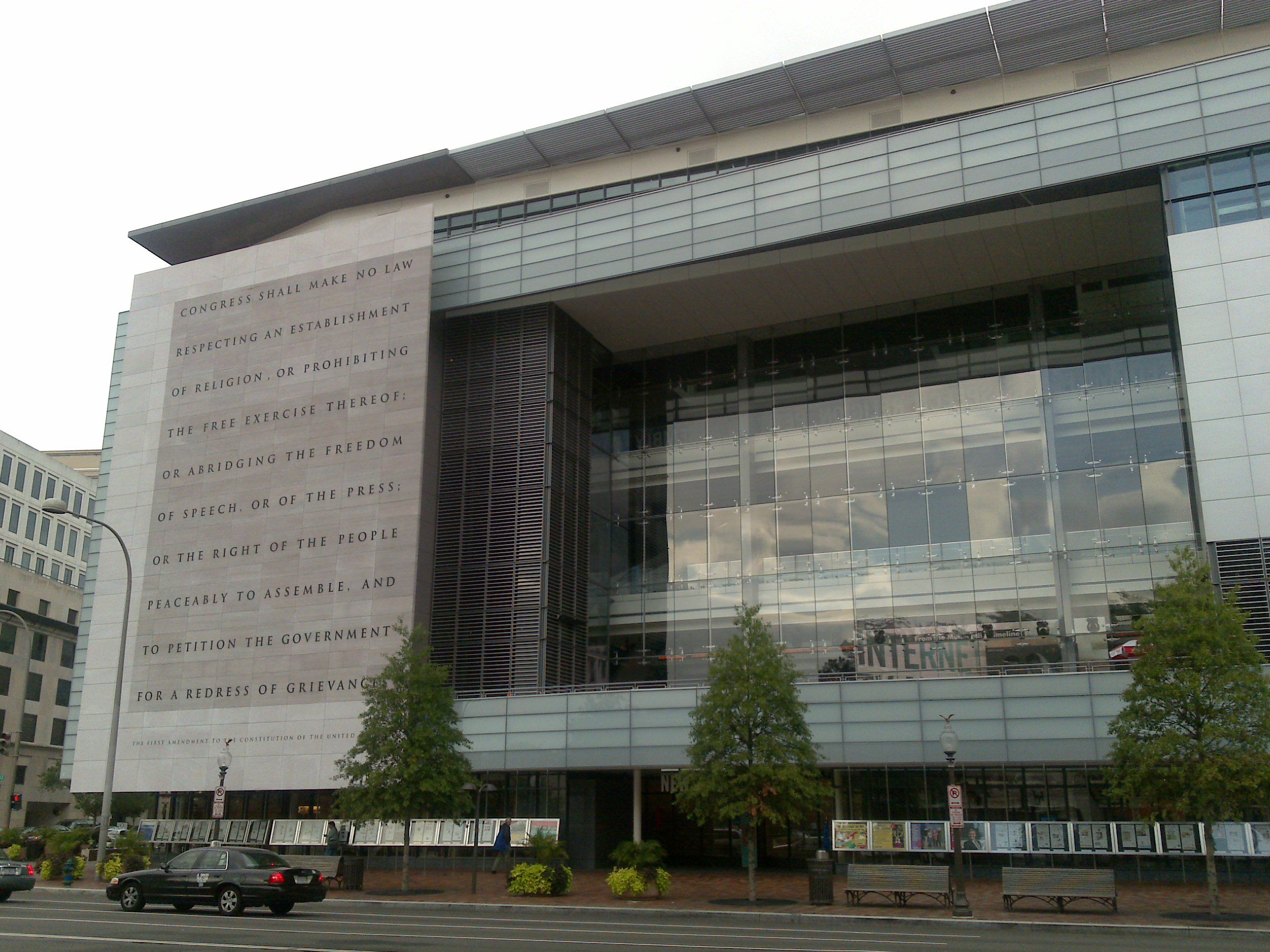 Newseum Pennsylvania ave